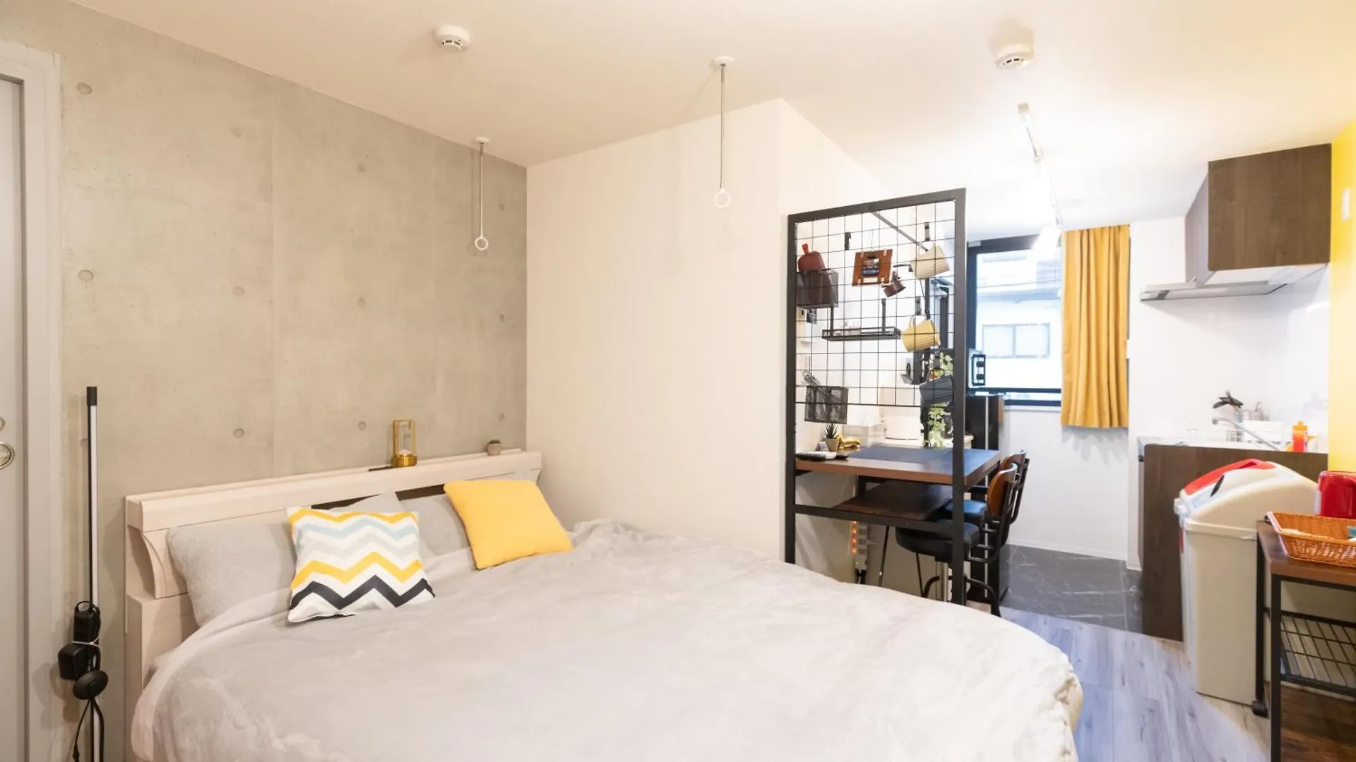Caesar House Connecting Room 201And202 Tokyo Apartment